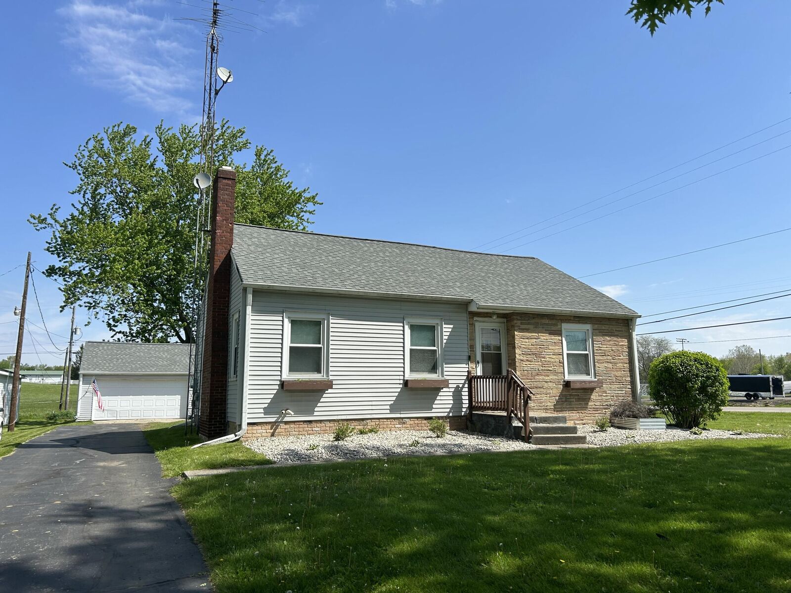 Property Photo: 14980 Hemlock Street MI 49247