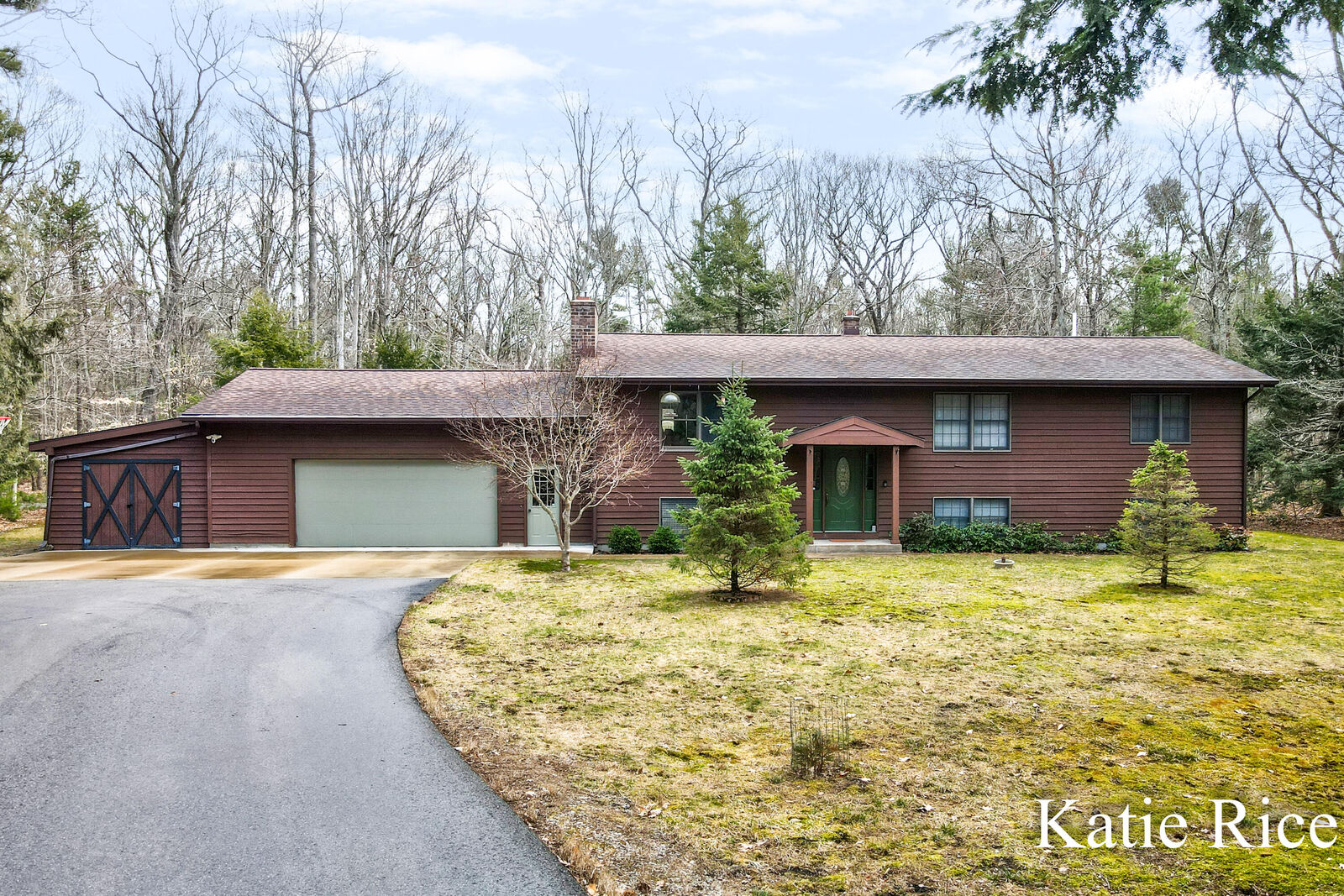 Property Photo: 938 N Scenic Drive MI 49445