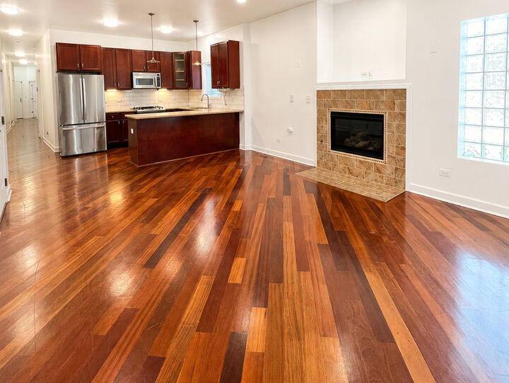 Property Photo:  