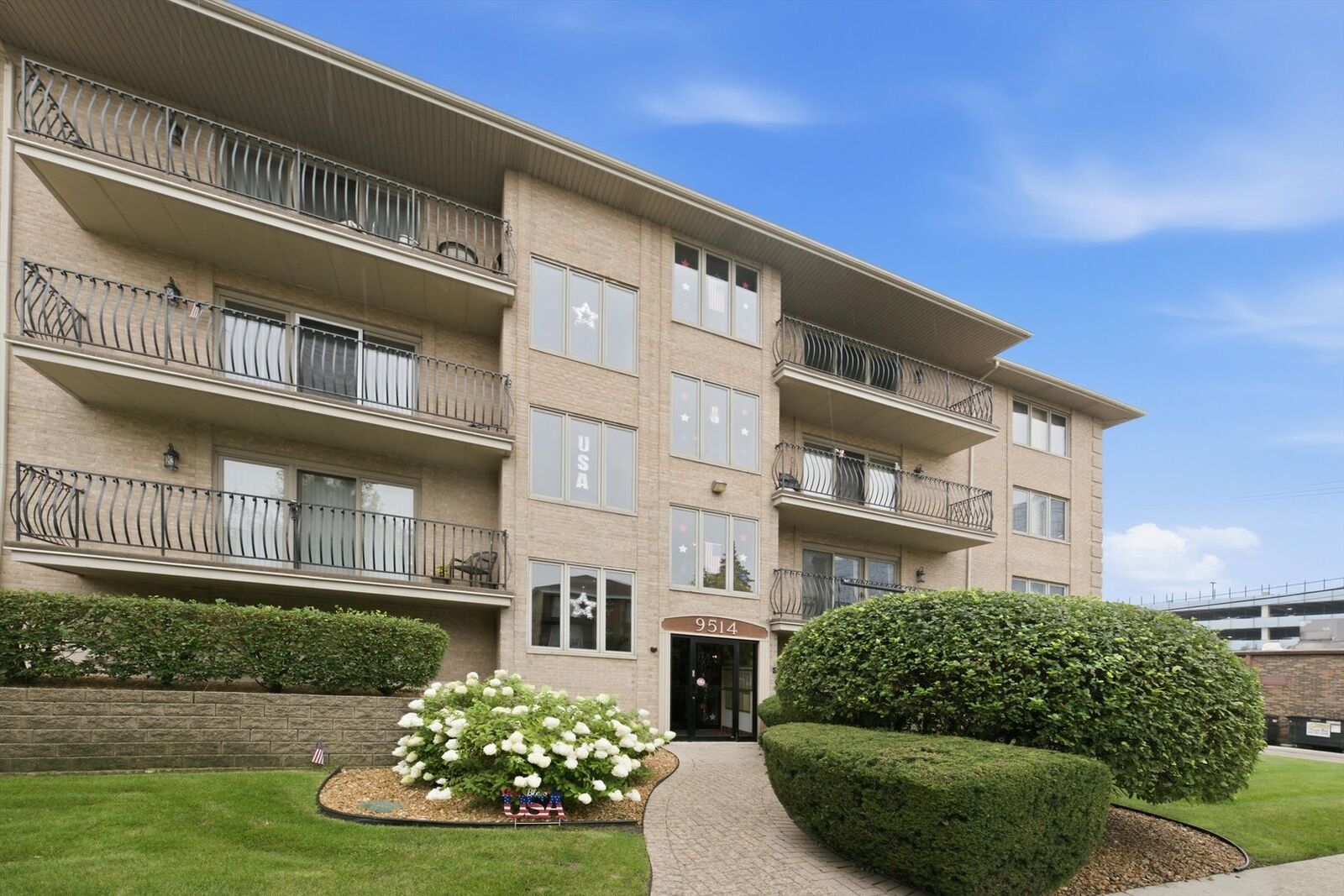 Property Photo:  9514 S Kilbourn Avenue 1D  IL 60453 