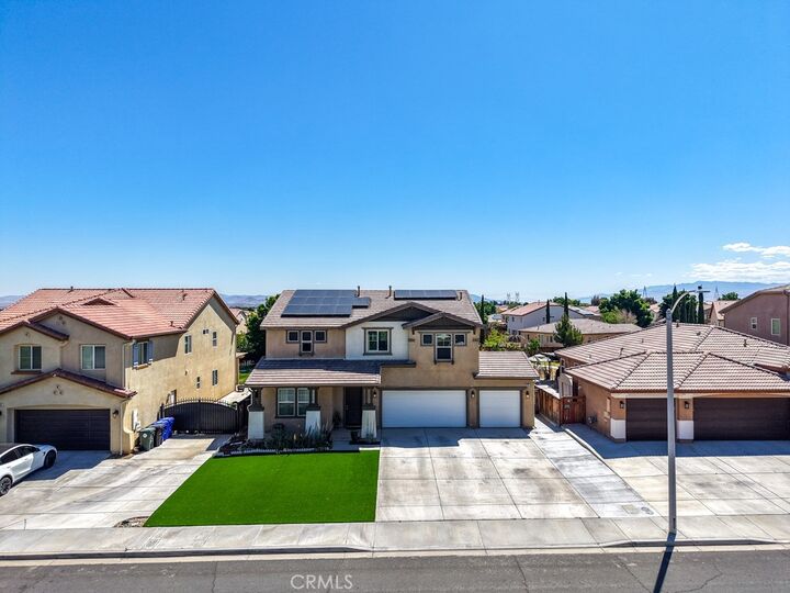 Property Photo:  14751 Shetland Court  CA 92394 