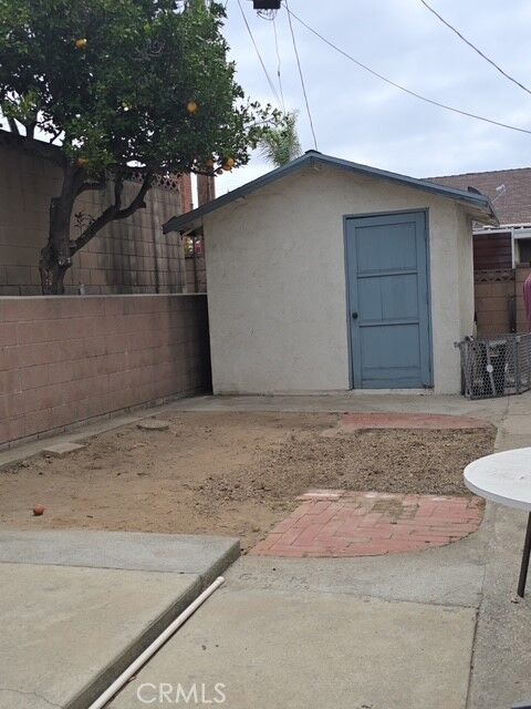 Property Photo: 904 N Azalea Drive CA 90640