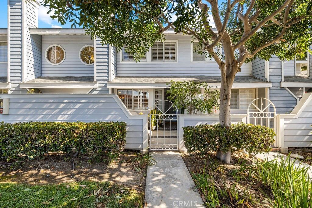 Property Photo:  8120 Baymist Drive C  CA 92646 