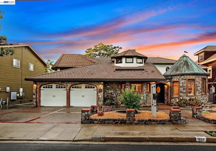 Property Photo:  1932 College Ave  CA 94550 