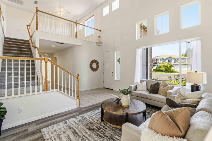 Property Photo:  401 Mount Darwin Court  CA 95747 