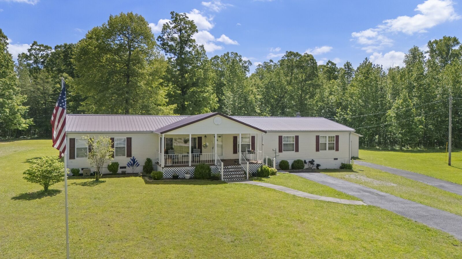 Property Photo: 78 Treeline Ct TN 37356