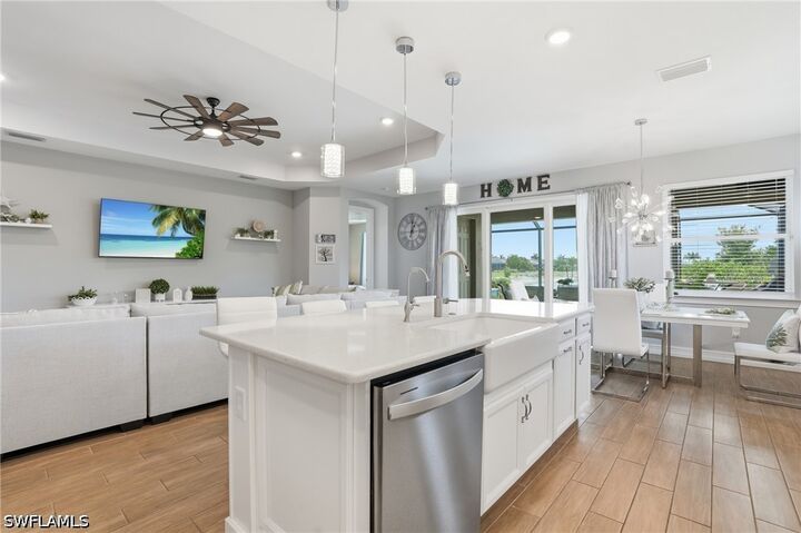 Property Photo: 28009 Longboat Key Run FL 34135