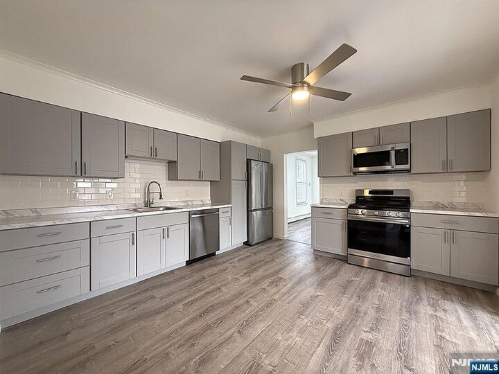 Property Photo:  189 William Street  NJ 07109 