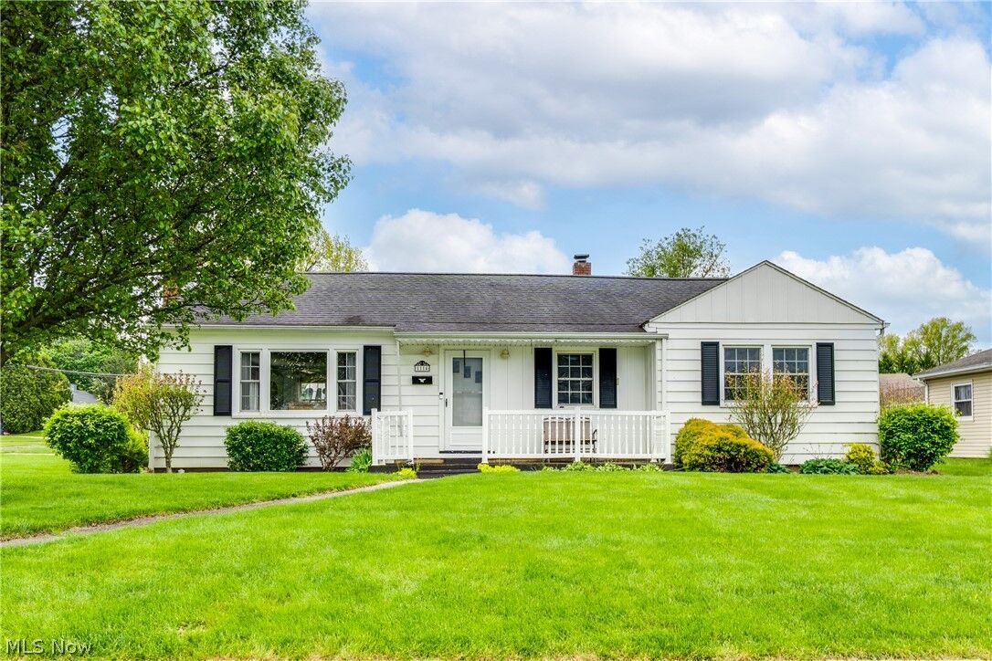Property Photo: 1114 Lincoln Avenue OH 44223