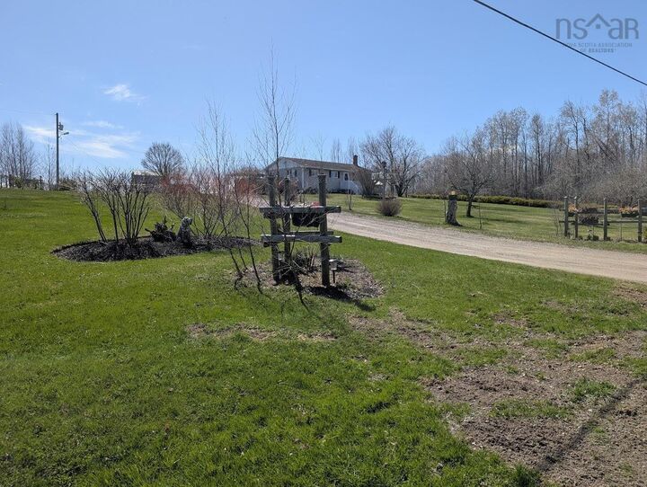Property Photo:  251 Ben Jackson Rd  NS B0P 1P0 