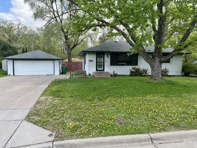 Property Photo:  6924 Drew Avenue N  MN 55429 
