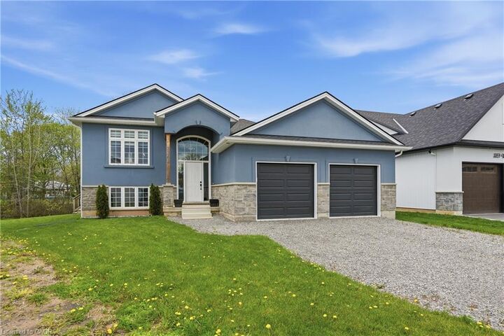 Property Photo:  3363 Willguard Court  ON L2G 0Z9 
