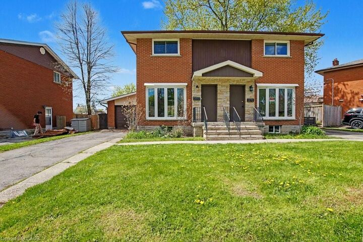 Property Photo:  273 Elliott Street  ON N1R 2L6 