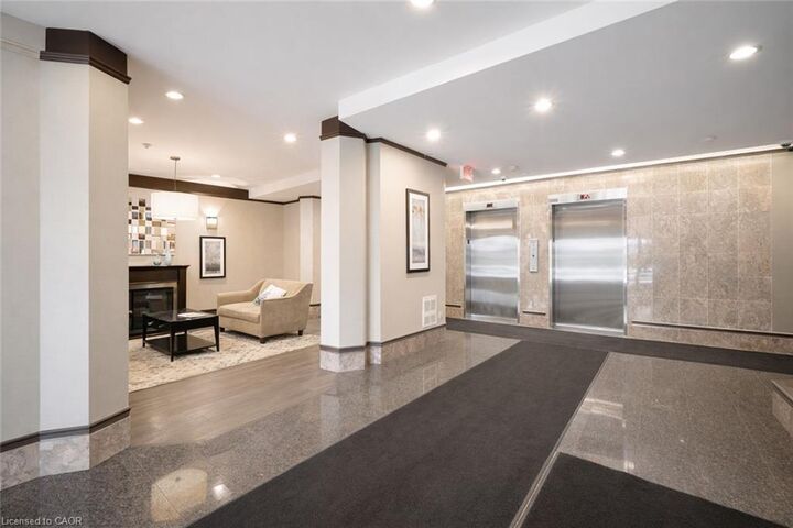 Property Photo:  67 Caroline Street S 102  ON L8P 3K6 