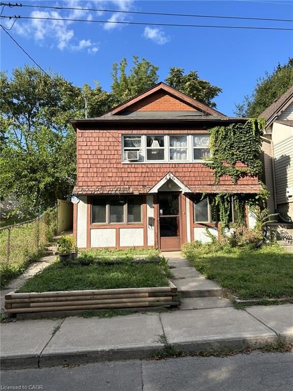 Property Photo:  456 Jackson Street W  ON L8P 1N4 