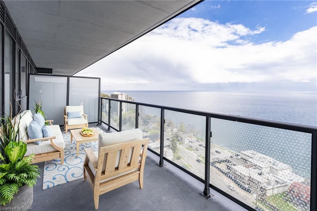 Property Photo:  2075 Lakeshore Road 1707  ON L7R 0H3 