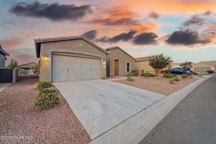 Property Photo:  41778 W Cactus Flower Drive  AZ 85138 