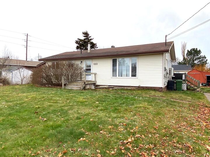 Property Photo: 122 McNeill Street PE C1N 4Y4