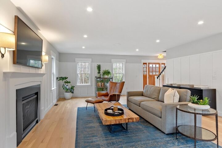Property Photo:  88 Teakettle Lane  MA 02332 