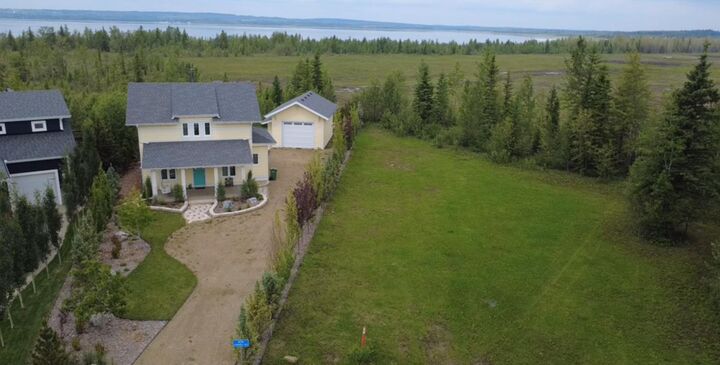 420 Summer Crescent — photo 1