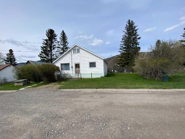 Property Photo:  2314 215 Street  AB T0K 0C0 