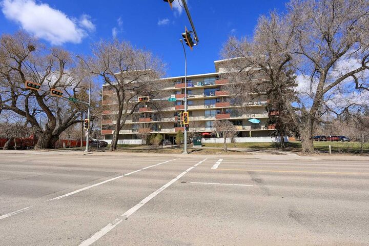 Property Photo:  4700 55 Street 308  AB T4N 2H8 
