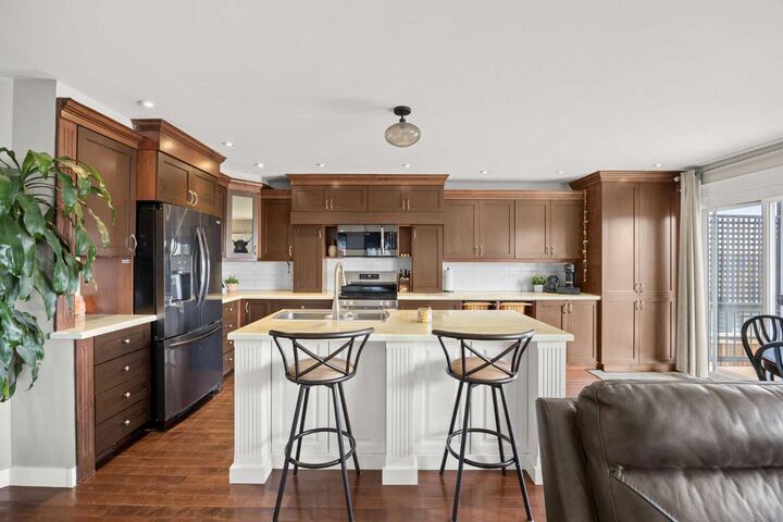 Property Photo:  19 Covemeadow Crescent NE  AB T3K 6A8 