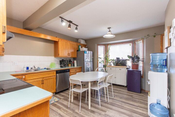 Property Photo:  16 Davis Close  AB T4R 2L4 