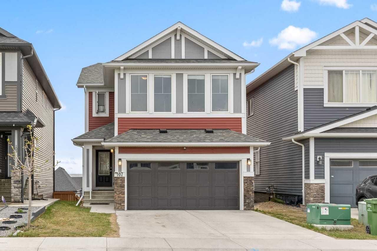 Property Photo:  107 Lucas Terrace NW  AB T3P 1P9 
