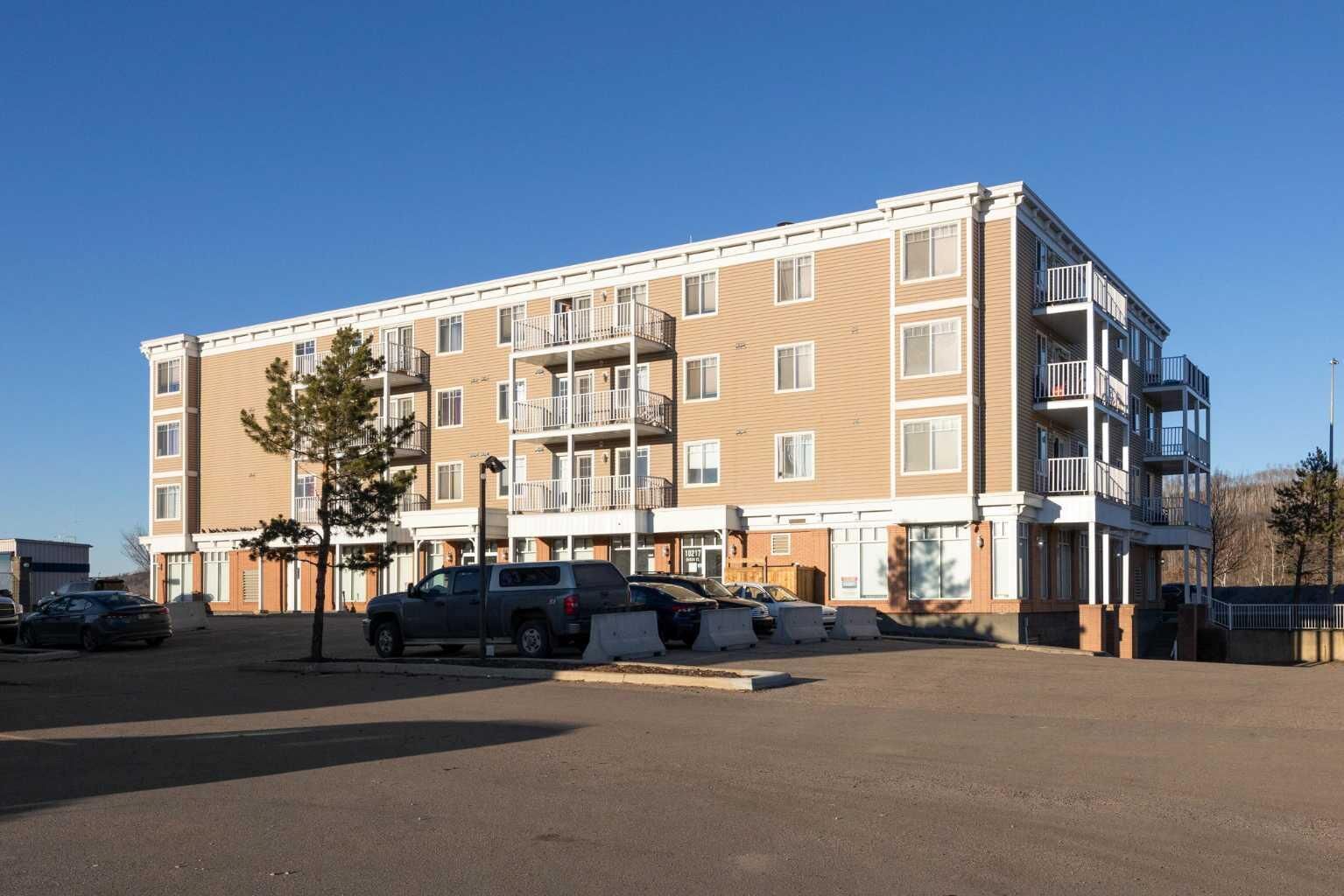 Property Photo: 10217 Queen Street 404 AB T9H 5S5