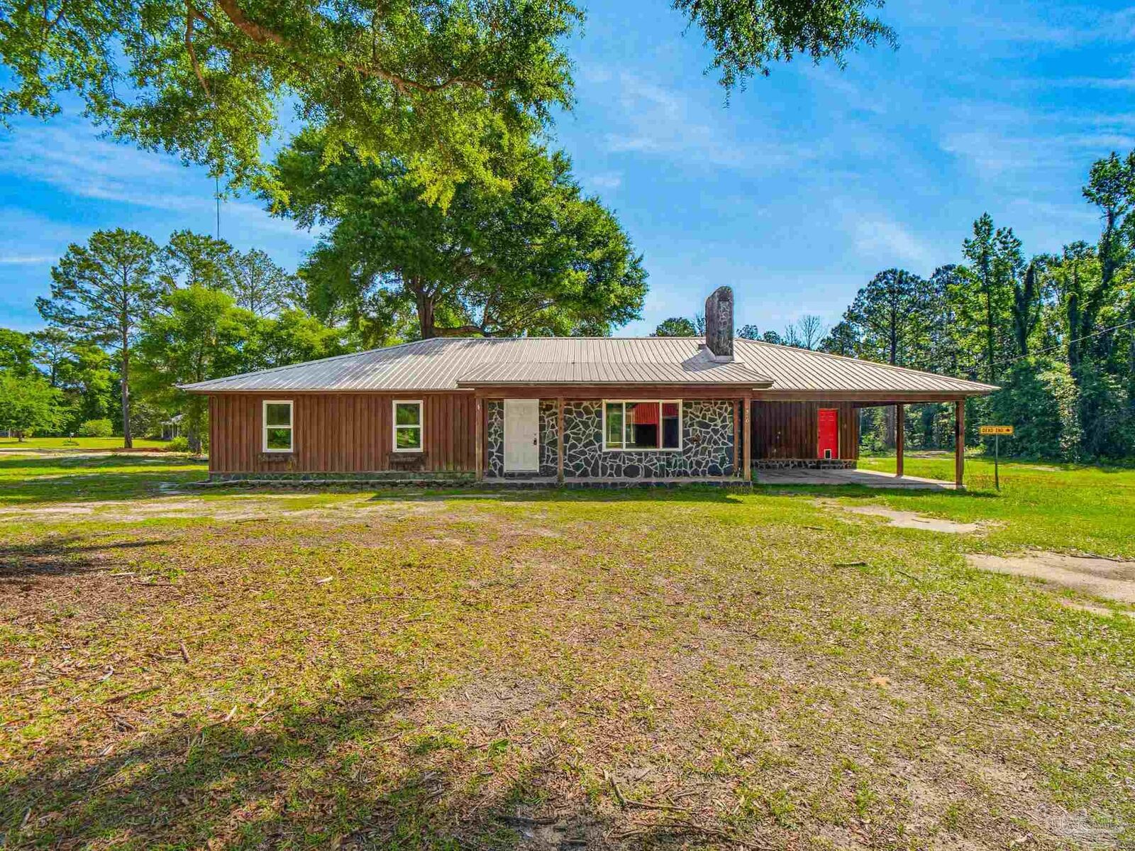 Property Photo:  4940 Dawson Rd  FL 32535 