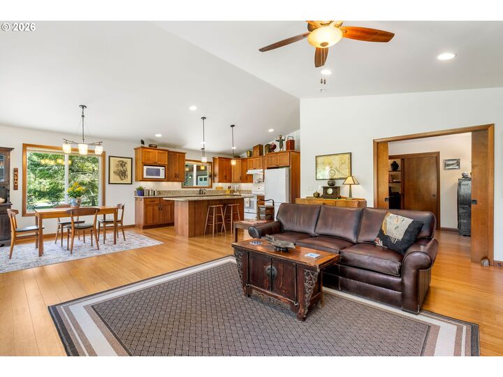 Property Photo:  56 Lava Rd  WA 98650 