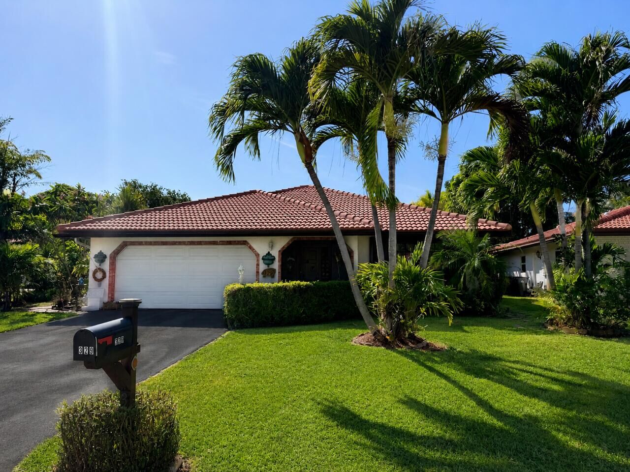 Property Photo:  329 Knob Hill Boulevard  FL 33431 