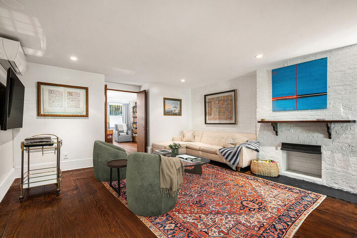 Property Photo:  191 Baltic Street 1  NY 11201 