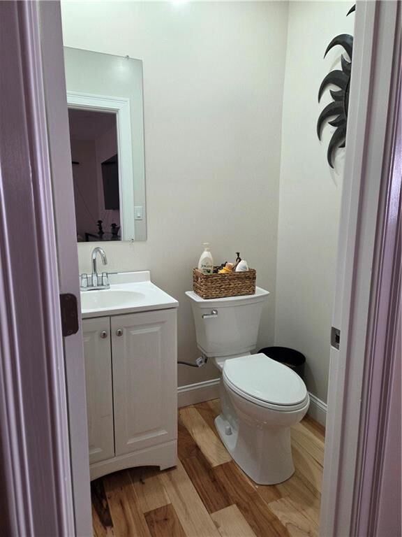 Property Photo:  62 Maple Avenue  RI 02919 