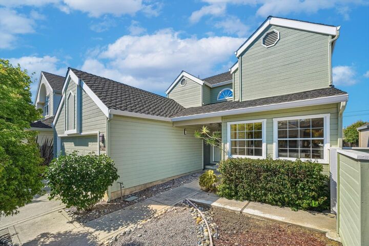 Property Photo:  635 Tami Way  CA 94041 