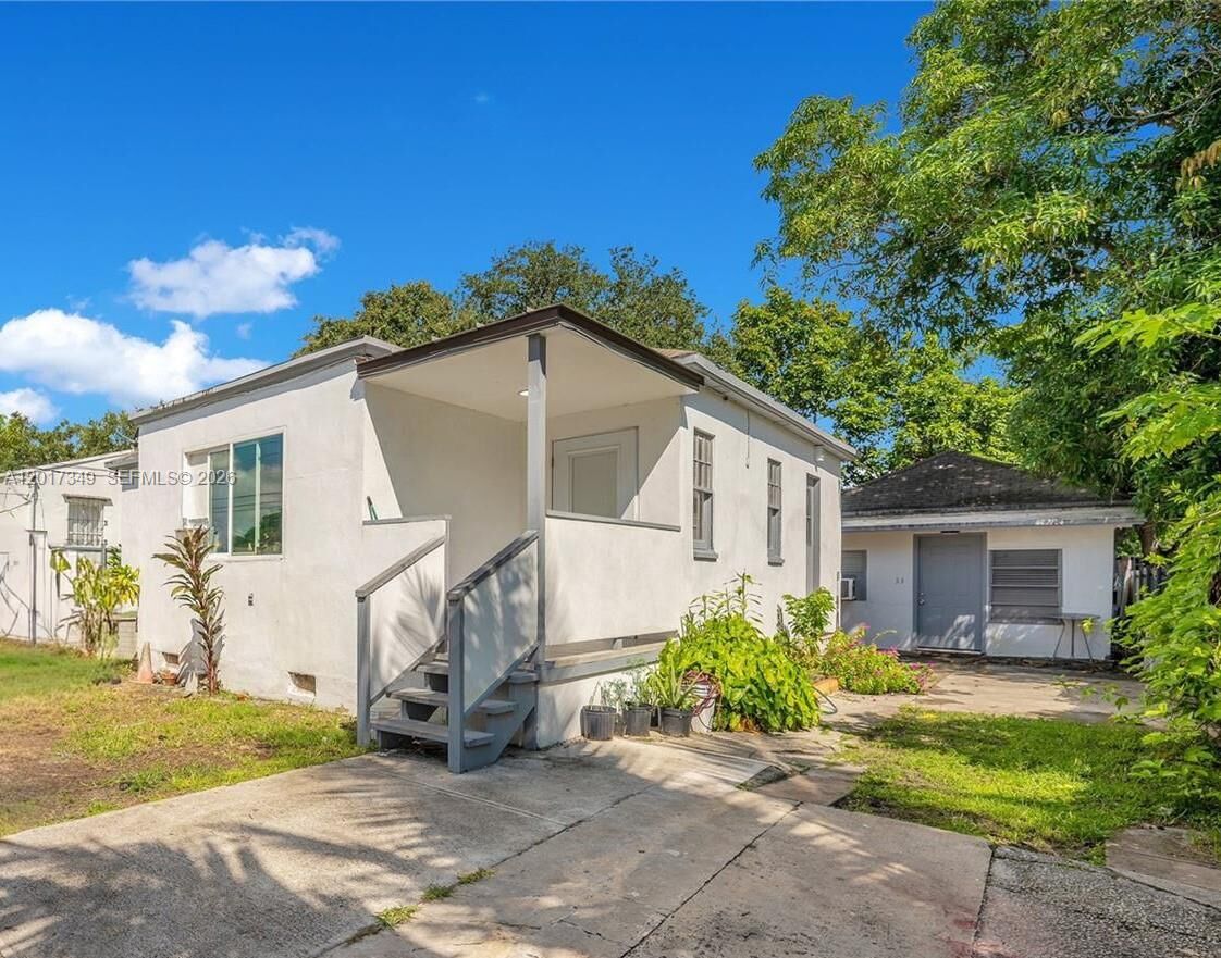Property Photo:  35 NW 57th St  FL 33127 