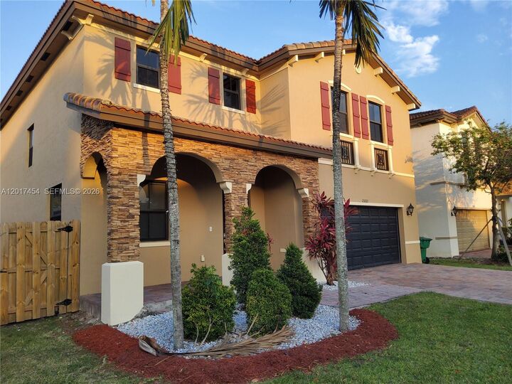 Property Photo:  23221 SW 114th Pl 23221  FL 33032 