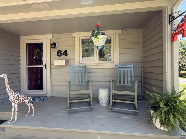 Property Photo:  64 SW Pepper Tree Ln  KS 66611 