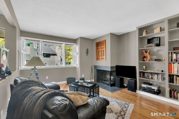 Property Photo: 206 Sunrise Hill Road 206 CT 06851