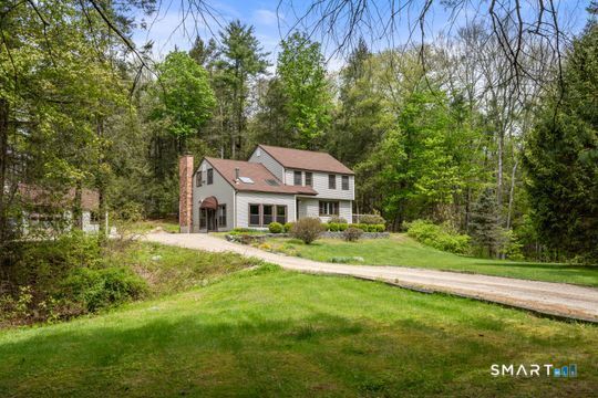 Property Photo:  26 Old Coach Road  CT 06065 
