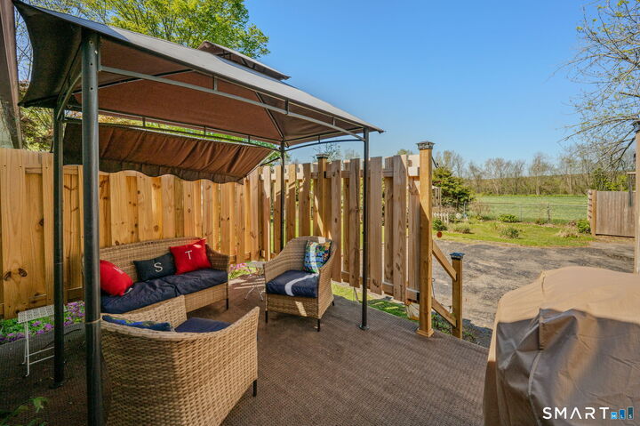 Property Photo:  137 Fitchville Road  CT 06334 