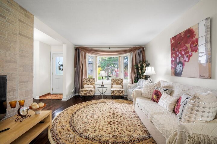 Property Photo: 12 Ellendale Drive ON M1P 1N2