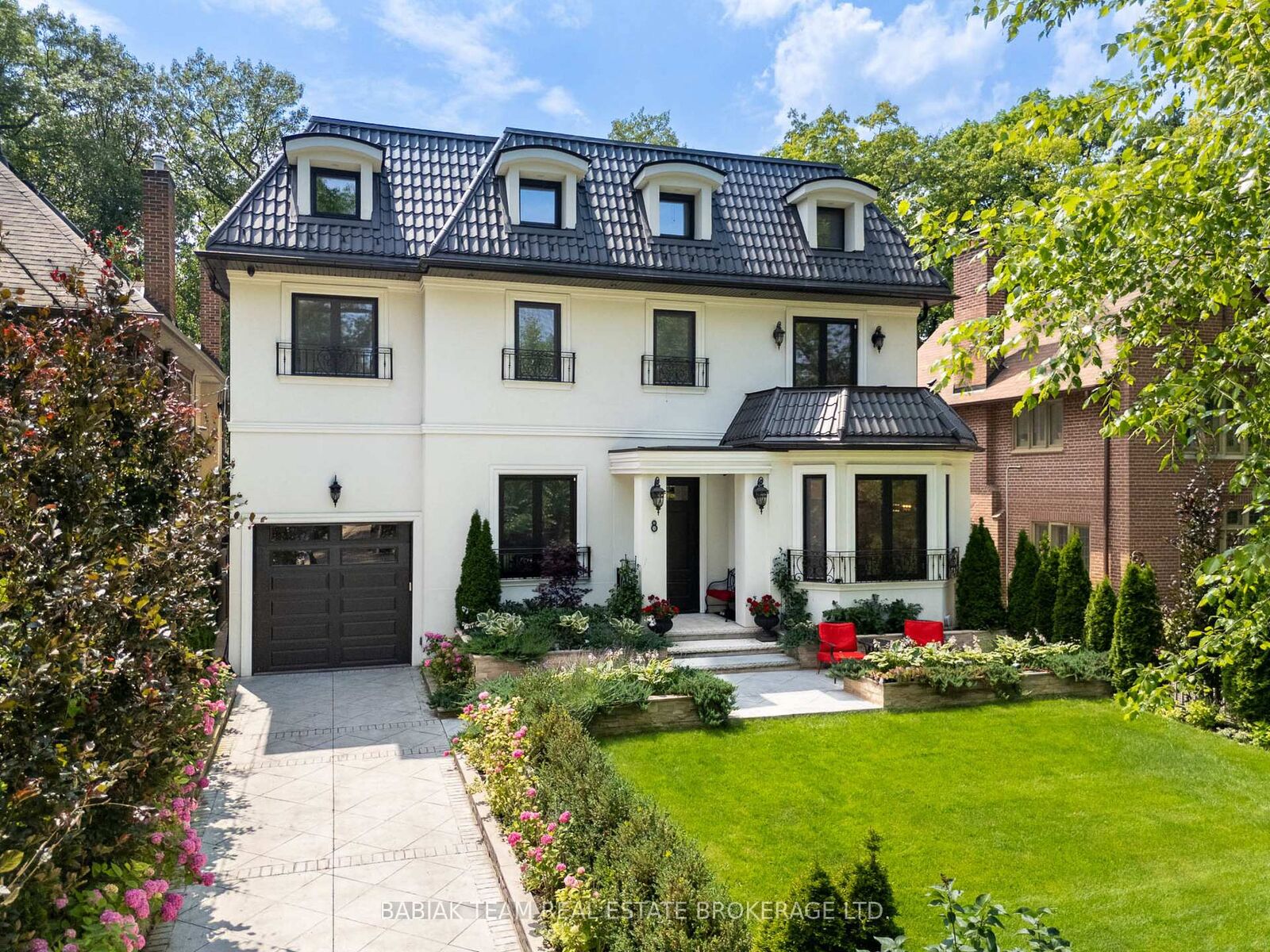 Property Photo: 8 Baby Point Terrace ON M6S 4S4