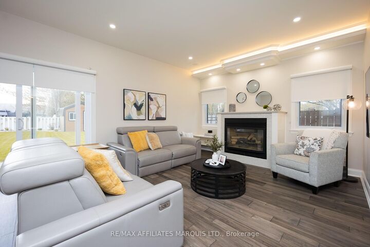 Property Photo: 162 Hope Street ON K0C 1A0