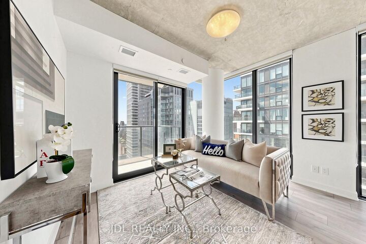 Property Photo:  47 Mutual Street 2502  ON M5B 0C6 
