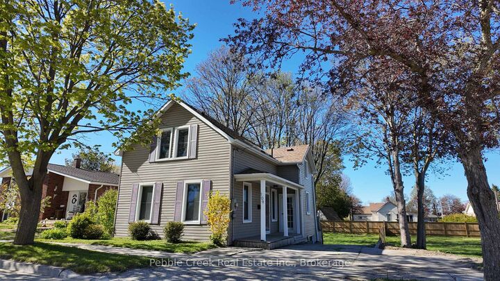 109 Napier Street — photo 1