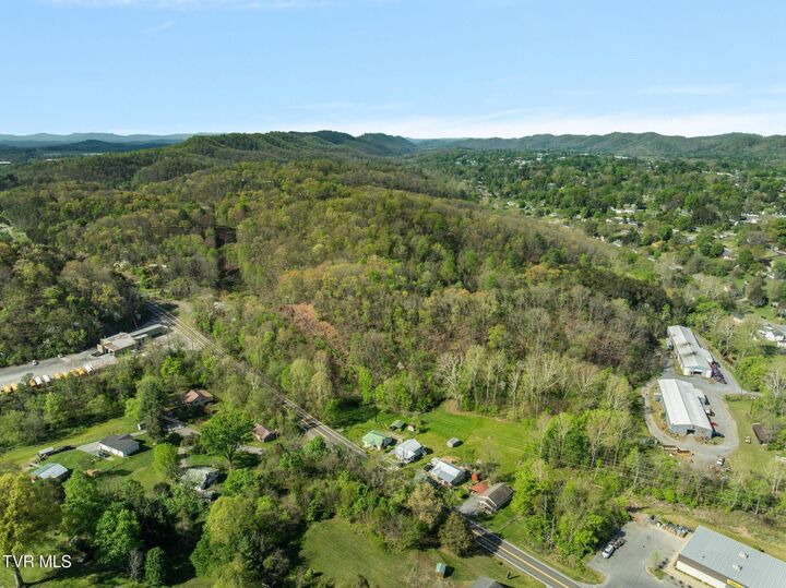 Property Photo: 1848 Weaver Pike TN 37620