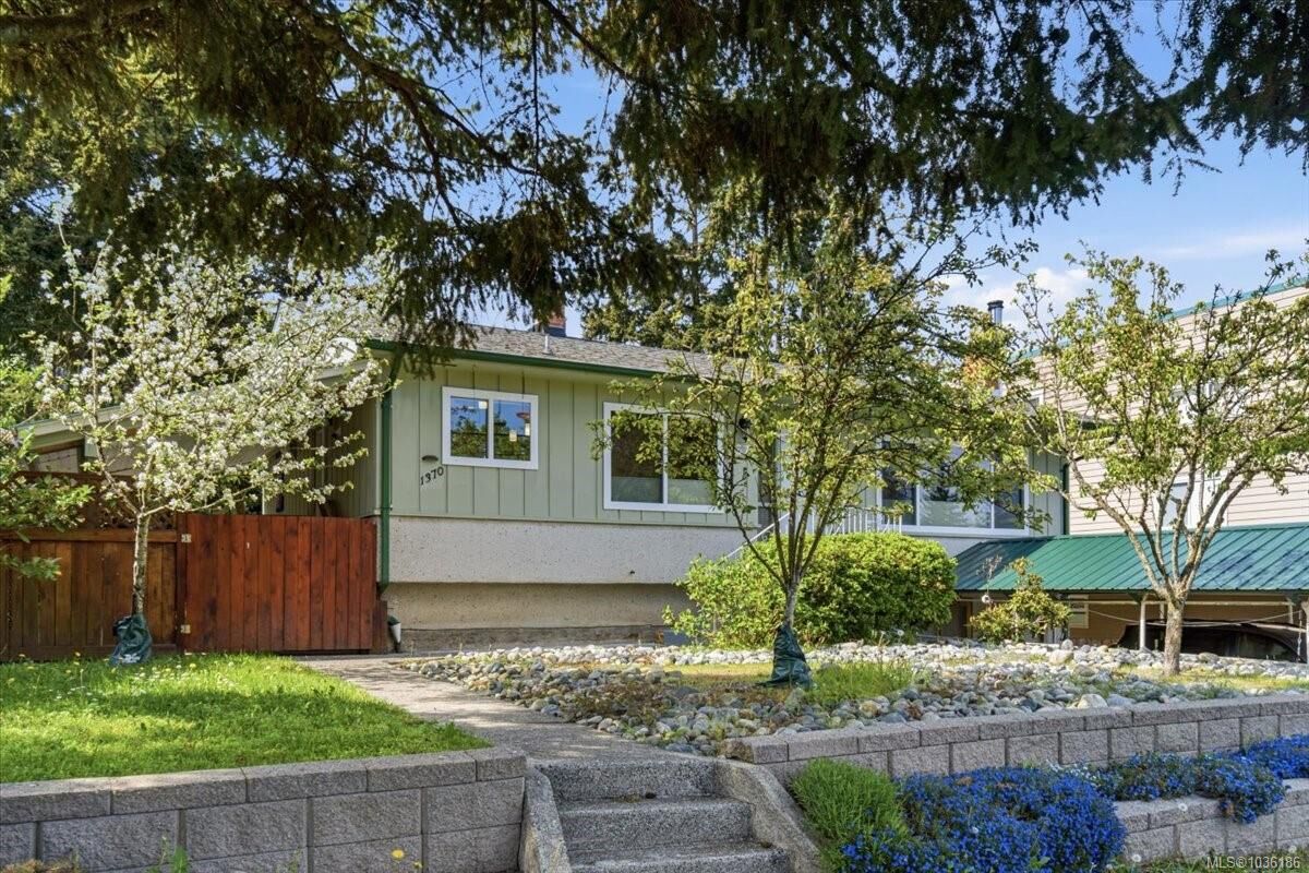 Property Photo:  1370 Graham Cres  BC V9S 2E3 