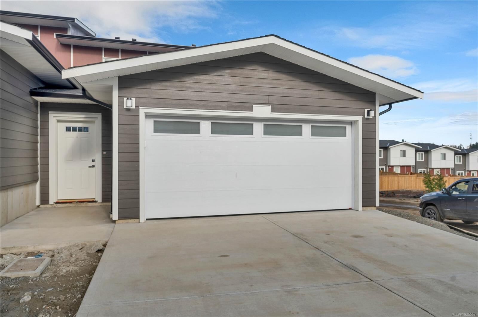Property Photo:  850 Park Forest Dr (Sl-54) 33  BC V9W 0H9 
